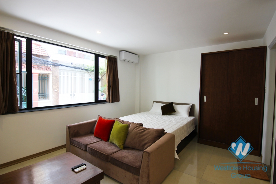 Good studio apartment for rent in Van Cao, Ba Dinh, Ha Noi
